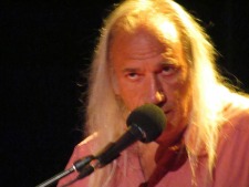  thumbnail_Paul_head_w.jpg